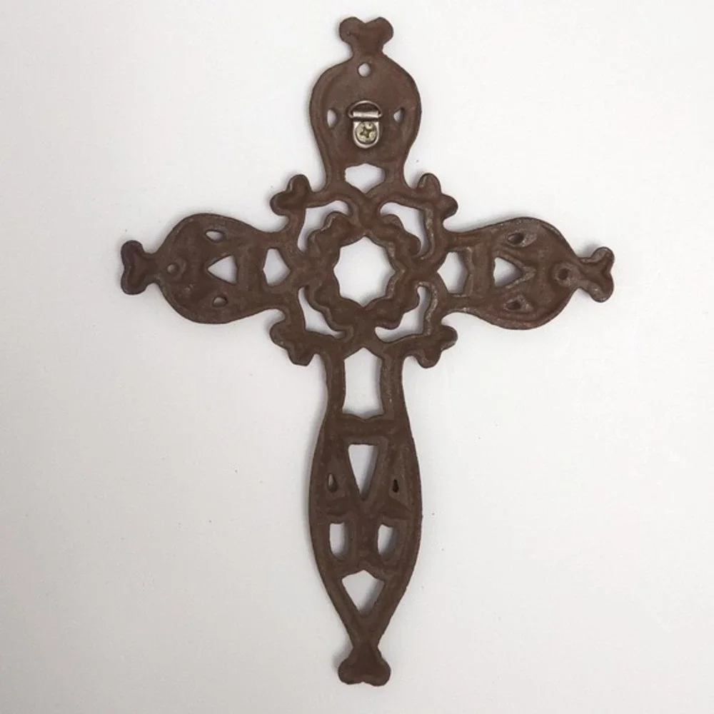 Cast Iron Brown Rusted Metal Scalloped Hearts Christian Cross Rustic Wall Art‎